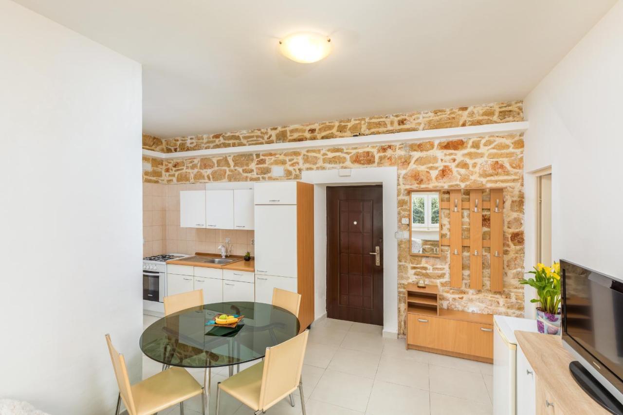 Apartment Nikola Fažana Exteriér fotografie